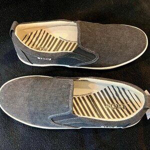 Taos Dandy Slip On Charcoal Wash Canvas Sneakers Casual Women’s Shoes Sz 9 NWT